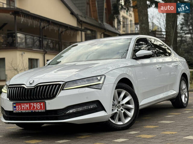 Белый Шкода Суперб, объемом двигателя 2 л и пробегом 164 тыс. км за 25450 $, фото 202 на Automoto.ua