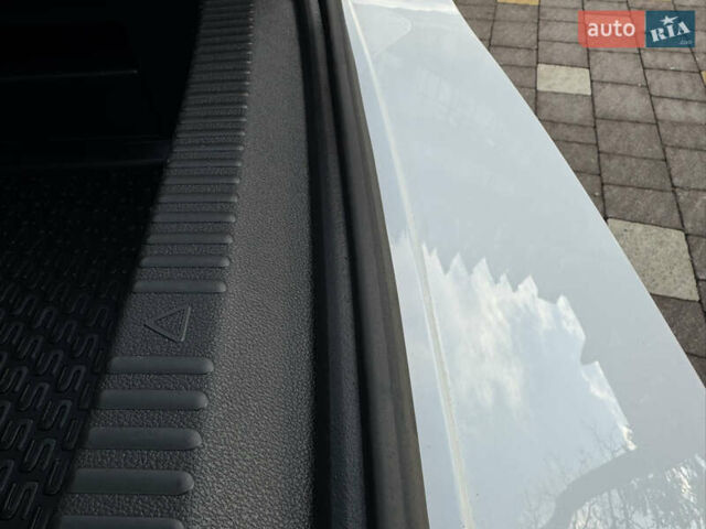 Белый Шкода Суперб, объемом двигателя 2 л и пробегом 164 тыс. км за 25450 $, фото 183 на Automoto.ua