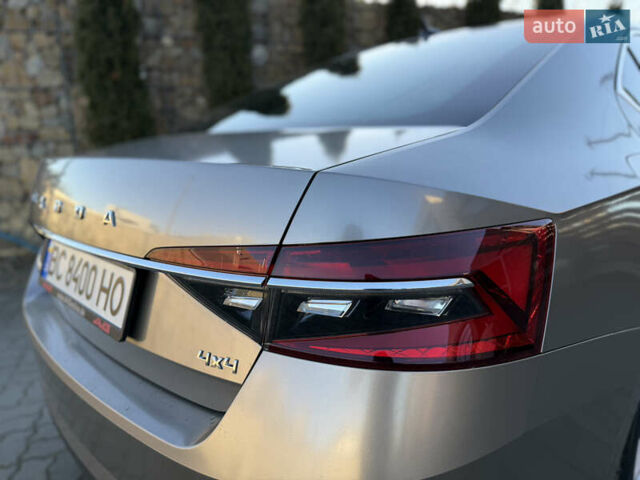 Белый Шкода Суперб, объемом двигателя 1.97 л и пробегом 113 тыс. км за 33999 $, фото 27 на Automoto.ua