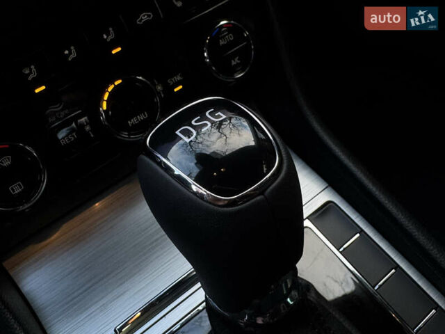 Белый Шкода Суперб, объемом двигателя 2 л и пробегом 164 тыс. км за 25450 $, фото 127 на Automoto.ua