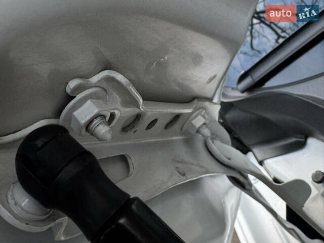 Белый Шкода Суперб, объемом двигателя 2 л и пробегом 164 тыс. км за 25450 $, фото 168 на Automoto.ua