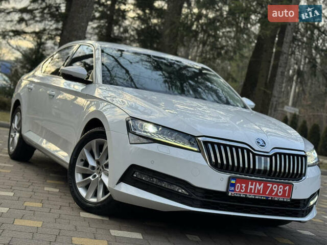 Белый Шкода Суперб, объемом двигателя 2 л и пробегом 164 тыс. км за 25450 $, фото 12 на Automoto.ua