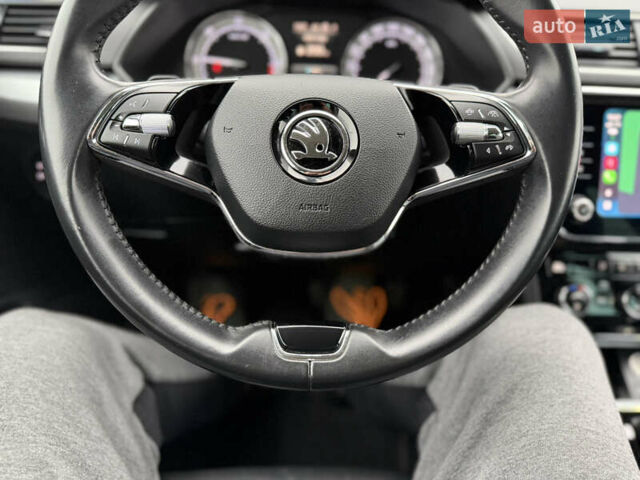 Білий Шкода Суперб, об'ємом двигуна 1.97 л та пробігом 206 тис. км за 25500 $, фото 43 на Automoto.ua