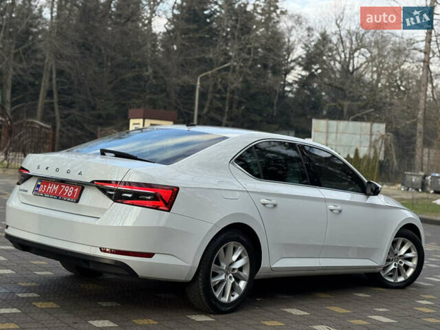 Белый Шкода Суперб, объемом двигателя 2 л и пробегом 164 тыс. км за 25450 $, фото 103 на Automoto.ua