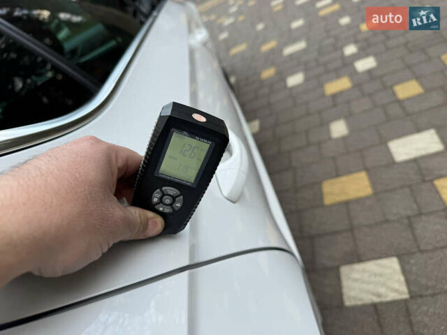 Белый Шкода Суперб, объемом двигателя 2 л и пробегом 164 тыс. км за 25450 $, фото 228 на Automoto.ua