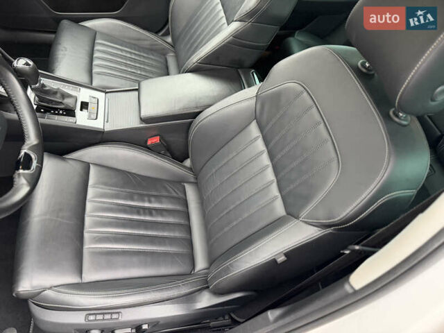 Білий Шкода Суперб, об'ємом двигуна 1.97 л та пробігом 206 тис. км за 25500 $, фото 36 на Automoto.ua