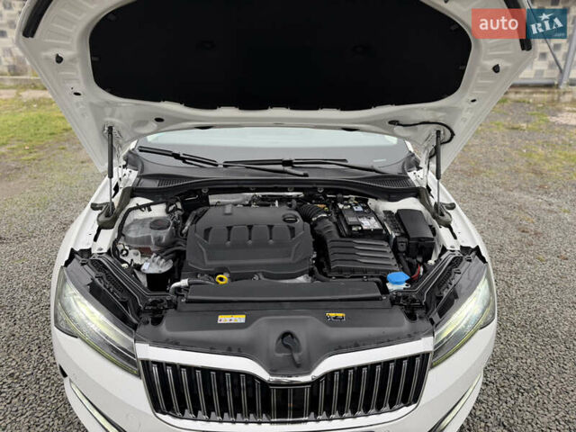 Білий Шкода Суперб, об'ємом двигуна 1.97 л та пробігом 206 тис. км за 25500 $, фото 53 на Automoto.ua