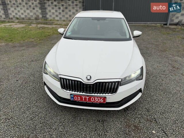 Білий Шкода Суперб, об'ємом двигуна 1.97 л та пробігом 206 тис. км за 25500 $, фото 17 на Automoto.ua