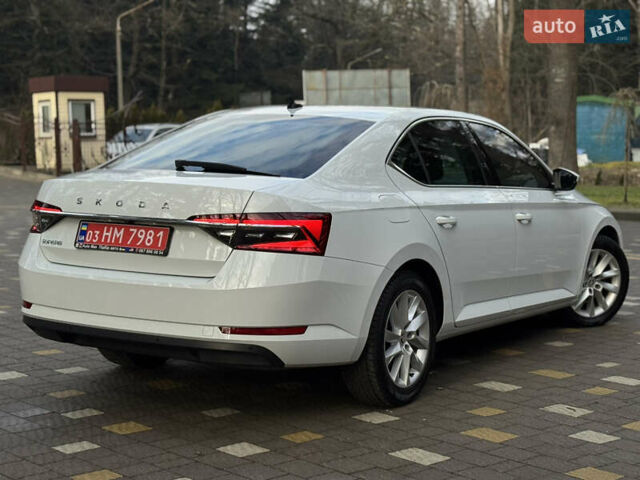 Белый Шкода Суперб, объемом двигателя 2 л и пробегом 164 тыс. км за 25450 $, фото 100 на Automoto.ua
