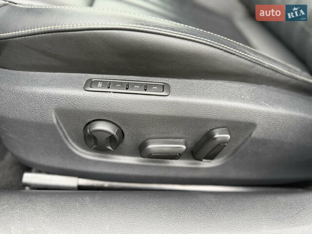 Білий Шкода Суперб, об'ємом двигуна 1.97 л та пробігом 206 тис. км за 25500 $, фото 39 на Automoto.ua