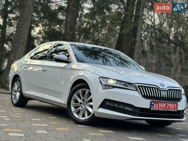 Белый Шкода Суперб, объемом двигателя 2 л и пробегом 164 тыс. км за 25450 $, фото 7 на Automoto.ua