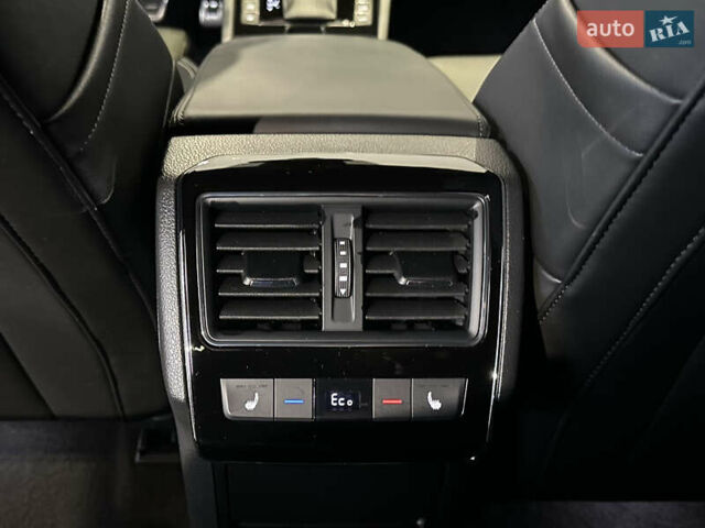 Білий Шкода Суперб, об'ємом двигуна 1.4 л та пробігом 54 тис. км за 38900 $, фото 50 на Automoto.ua