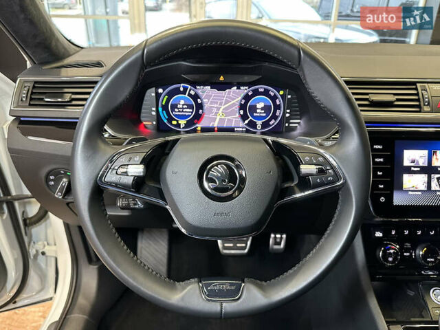 Білий Шкода Суперб, об'ємом двигуна 1.4 л та пробігом 54 тис. км за 38900 $, фото 29 на Automoto.ua