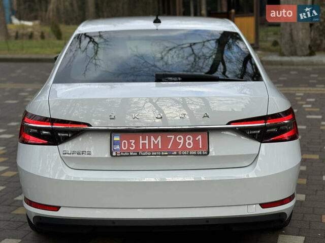 Белый Шкода Суперб, объемом двигателя 2 л и пробегом 164 тыс. км за 25450 $, фото 82 на Automoto.ua