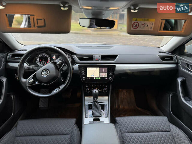 Белый Шкода Суперб, объемом двигателя 2 л и пробегом 164 тыс. км за 25450 $, фото 115 на Automoto.ua