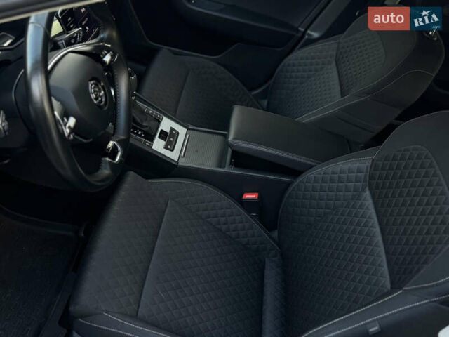 Белый Шкода Суперб, объемом двигателя 2 л и пробегом 164 тыс. км за 25450 $, фото 28 на Automoto.ua