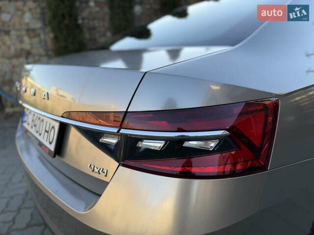 Белый Шкода Суперб, объемом двигателя 1.97 л и пробегом 113 тыс. км за 33999 $, фото 32 на Automoto.ua