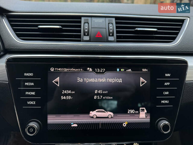 Белый Шкода Суперб, объемом двигателя 2 л и пробегом 164 тыс. км за 25450 $, фото 143 на Automoto.ua