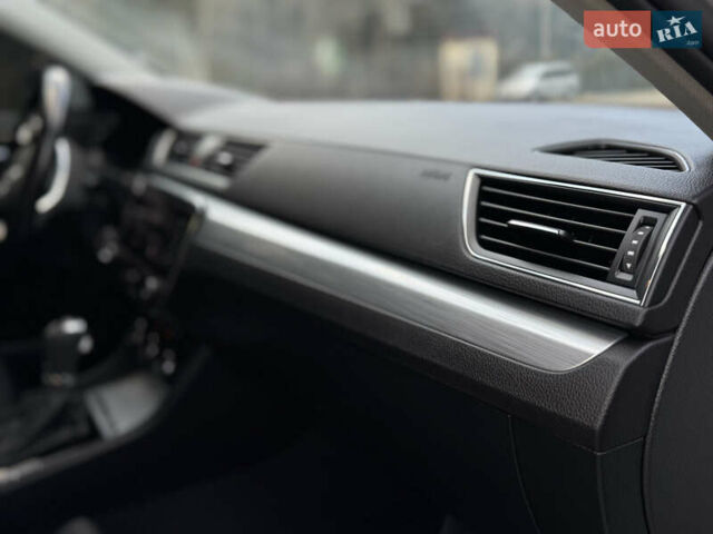 Белый Шкода Суперб, объемом двигателя 2 л и пробегом 164 тыс. км за 25450 $, фото 55 на Automoto.ua