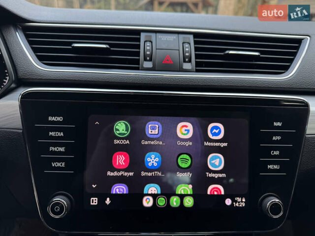 Белый Шкода Суперб, объемом двигателя 2 л и пробегом 164 тыс. км за 25450 $, фото 139 на Automoto.ua