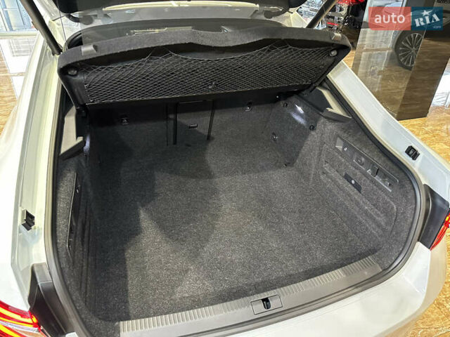 Білий Шкода Суперб, об'ємом двигуна 1.4 л та пробігом 54 тис. км за 38900 $, фото 52 на Automoto.ua