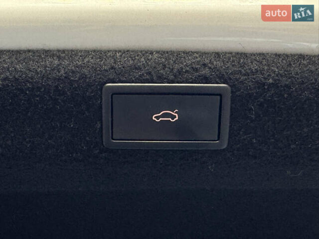 Белый Шкода Суперб, объемом двигателя 2 л и пробегом 164 тыс. км за 25450 $, фото 187 на Automoto.ua