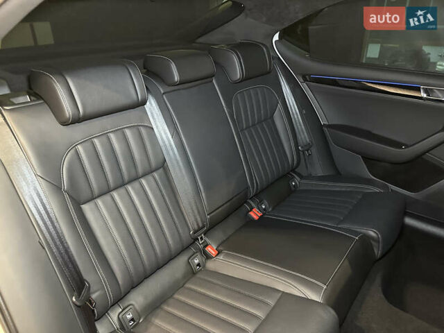 Білий Шкода Суперб, об'ємом двигуна 1.4 л та пробігом 54 тис. км за 38900 $, фото 58 на Automoto.ua