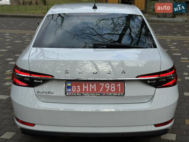 Белый Шкода Суперб, объемом двигателя 2 л и пробегом 164 тыс. км за 25450 $, фото 81 на Automoto.ua