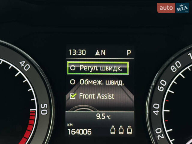 Белый Шкода Суперб, объемом двигателя 2 л и пробегом 164 тыс. км за 25450 $, фото 156 на Automoto.ua