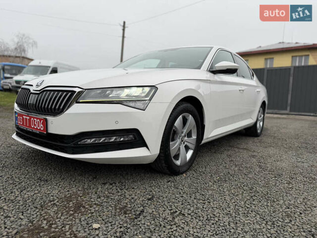 Білий Шкода Суперб, об'ємом двигуна 1.97 л та пробігом 206 тис. км за 25500 $, фото 21 на Automoto.ua
