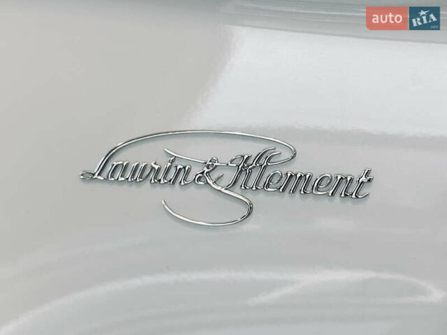 Білий Шкода Суперб, об'ємом двигуна 1.4 л та пробігом 54 тис. км за 38900 $, фото 16 на Automoto.ua