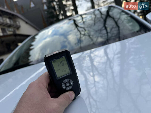 Белый Шкода Суперб, объемом двигателя 2 л и пробегом 164 тыс. км за 25450 $, фото 217 на Automoto.ua