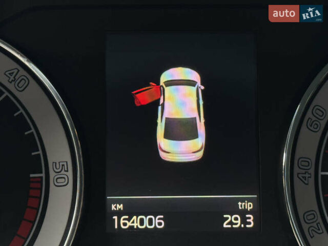 Белый Шкода Суперб, объемом двигателя 2 л и пробегом 164 тыс. км за 25450 $, фото 147 на Automoto.ua