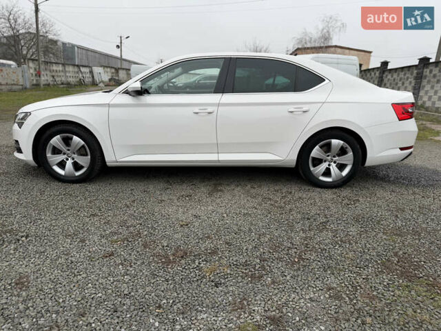 Білий Шкода Суперб, об'ємом двигуна 1.97 л та пробігом 206 тис. км за 25500 $, фото 13 на Automoto.ua