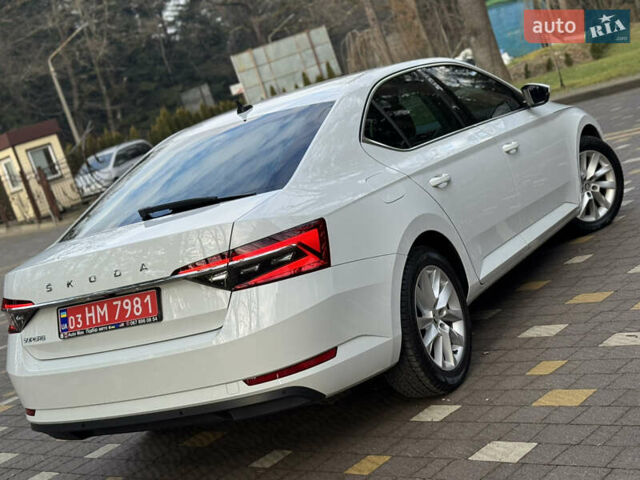 Белый Шкода Суперб, объемом двигателя 2 л и пробегом 164 тыс. км за 25450 $, фото 101 на Automoto.ua