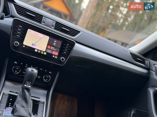 Белый Шкода Суперб, объемом двигателя 2 л и пробегом 164 тыс. км за 25450 $, фото 119 на Automoto.ua