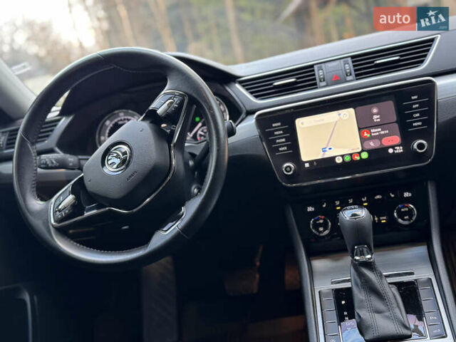 Белый Шкода Суперб, объемом двигателя 2 л и пробегом 164 тыс. км за 25450 $, фото 118 на Automoto.ua