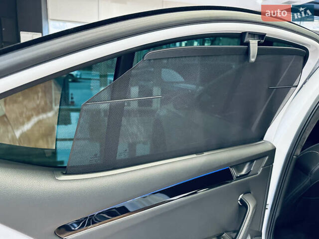 Білий Шкода Суперб, об'ємом двигуна 1.4 л та пробігом 54 тис. км за 38900 $, фото 46 на Automoto.ua