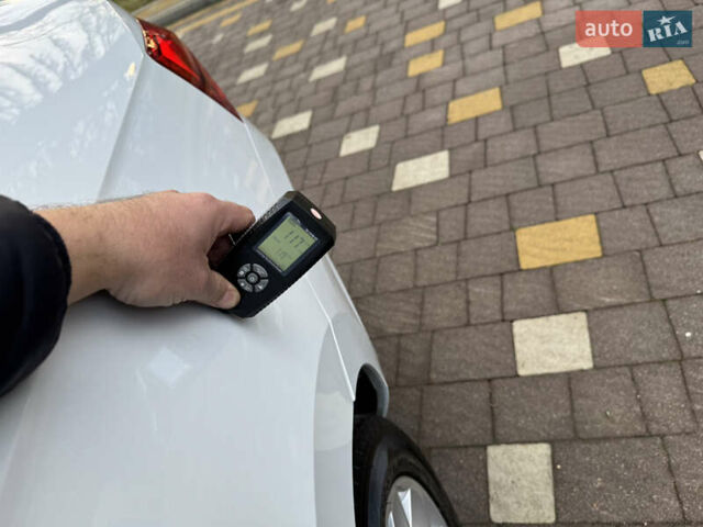 Белый Шкода Суперб, объемом двигателя 2 л и пробегом 164 тыс. км за 25450 $, фото 222 на Automoto.ua