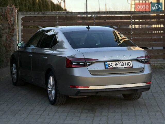 Белый Шкода Суперб, объемом двигателя 1.97 л и пробегом 113 тыс. км за 33999 $, фото 21 на Automoto.ua