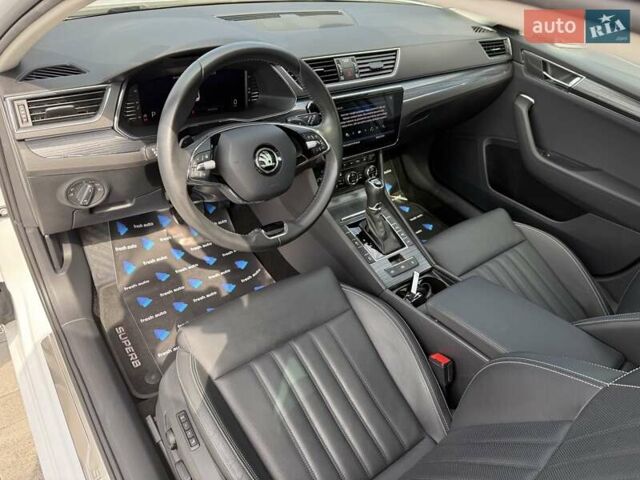 Белый Шкода Суперб, объемом двигателя 1.97 л и пробегом 192 тыс. км за 33700 $, фото 16 на Automoto.ua