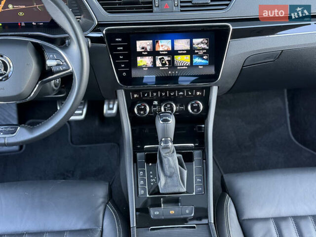 Белый Шкода Суперб, объемом двигателя 2 л и пробегом 171 тыс. км за 30699 $, фото 41 на Automoto.ua