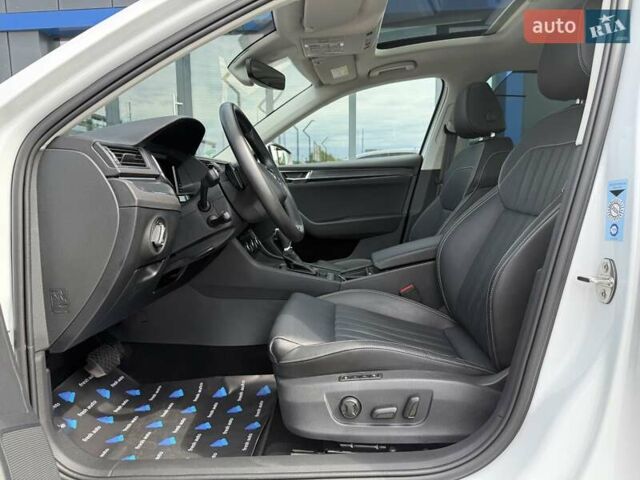 Белый Шкода Суперб, объемом двигателя 1.97 л и пробегом 192 тыс. км за 33700 $, фото 15 на Automoto.ua