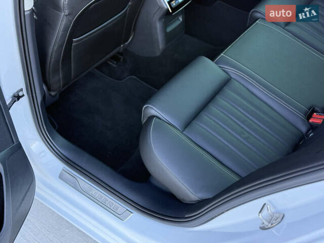 Белый Шкода Суперб, объемом двигателя 2 л и пробегом 171 тыс. км за 30699 $, фото 66 на Automoto.ua