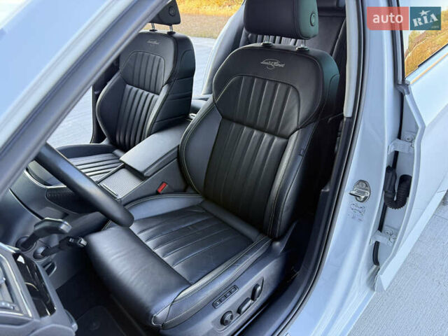 Білий Шкода Суперб, об'ємом двигуна 2 л та пробігом 171 тис. км за 30999 $, фото 45 на Automoto.ua