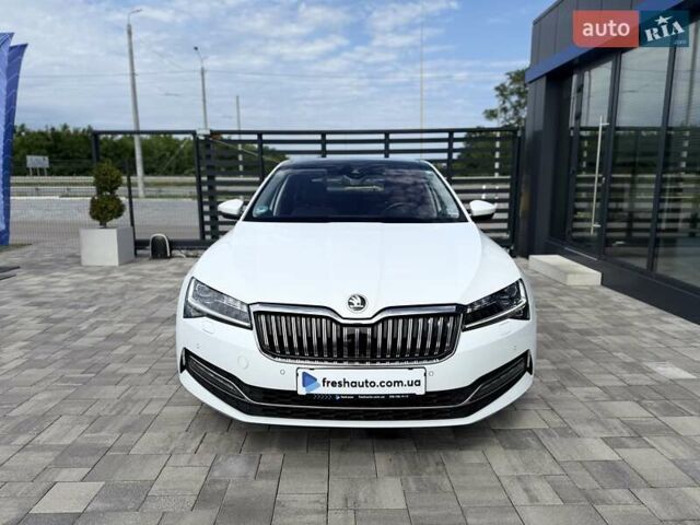 Белый Шкода Суперб, объемом двигателя 1.97 л и пробегом 192 тыс. км за 33700 $, фото 9 на Automoto.ua