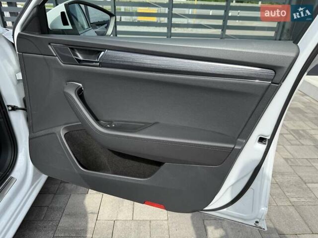 Белый Шкода Суперб, объемом двигателя 1.97 л и пробегом 192 тыс. км за 33700 $, фото 23 на Automoto.ua