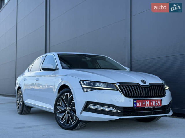 Белый Шкода Суперб, объемом двигателя 2 л и пробегом 171 тыс. км за 30699 $, фото 16 на Automoto.ua