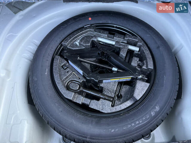 Белый Шкода Суперб, объемом двигателя 2 л и пробегом 171 тыс. км за 30699 $, фото 81 на Automoto.ua