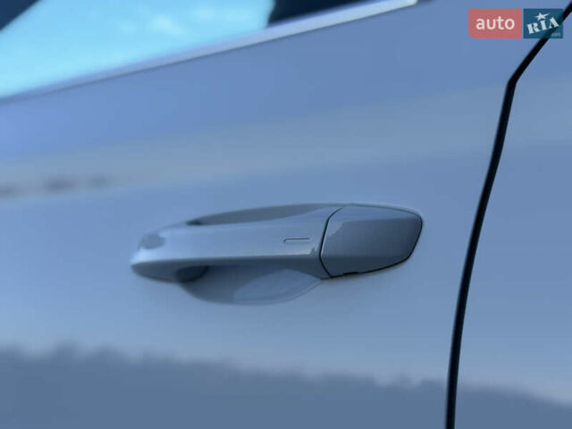 Белый Шкода Суперб, объемом двигателя 2 л и пробегом 171 тыс. км за 30699 $, фото 32 на Automoto.ua